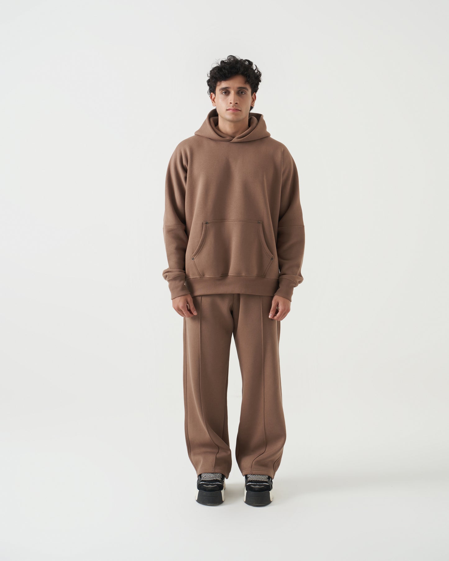 NATTY BASIC JOGGER (PALE TAUPE)