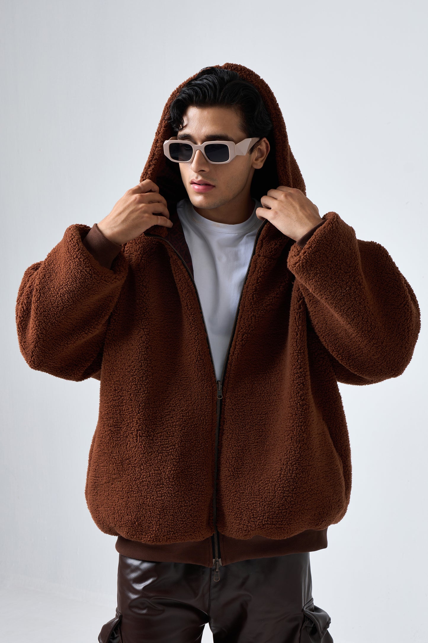 NG REVERSIBLE SHERPA JACKET (BROWN)