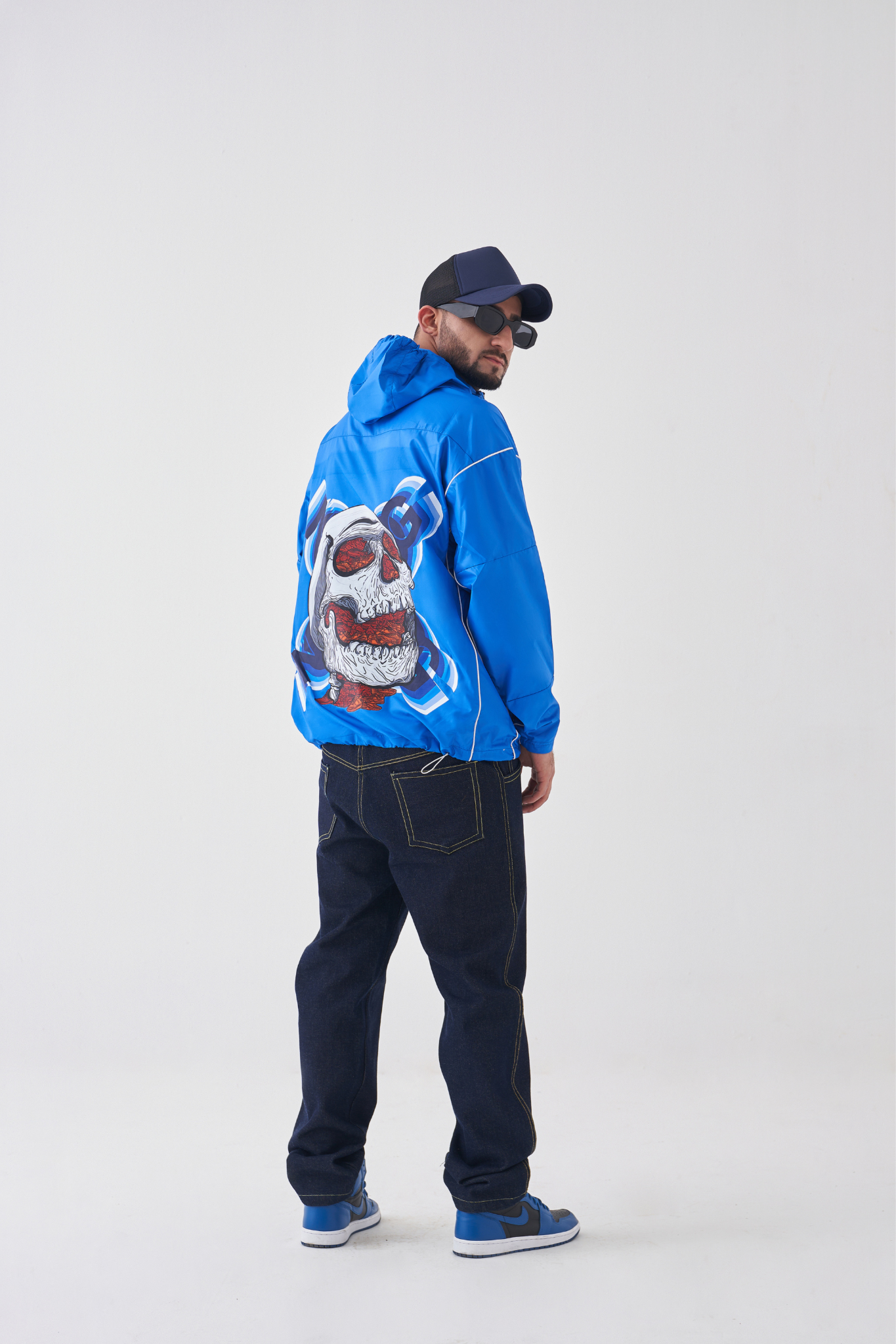 LUCID TRIP WINDBREAKER